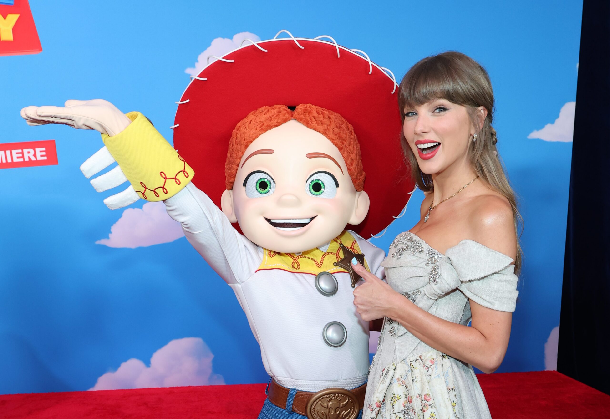 Taylor Swift’s ‘Toy Story 5’ Anthem Debuts at No. 1, Securing Her 15th Hot 100 Crown