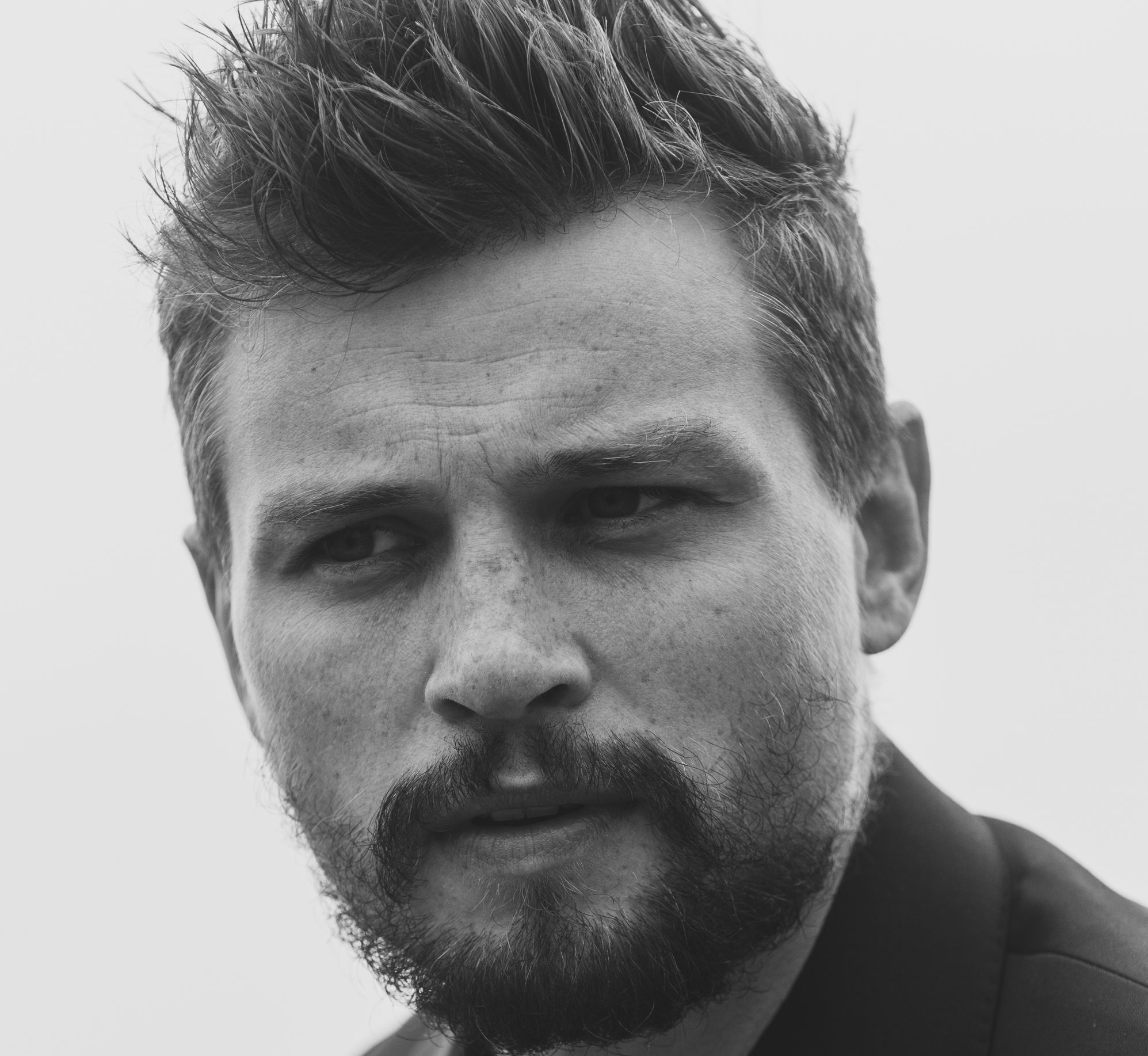 Darren Mann of ‘1923’ Signs with Paradigm Agency – A Strategic Career Move