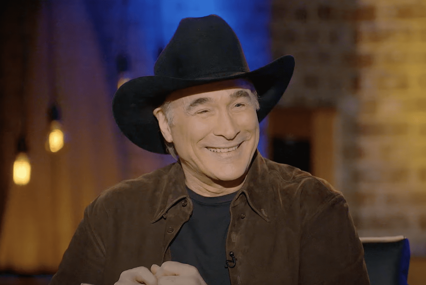 Clint Black Hospitalized with Serious Infection – July 3rd Concert Canceled