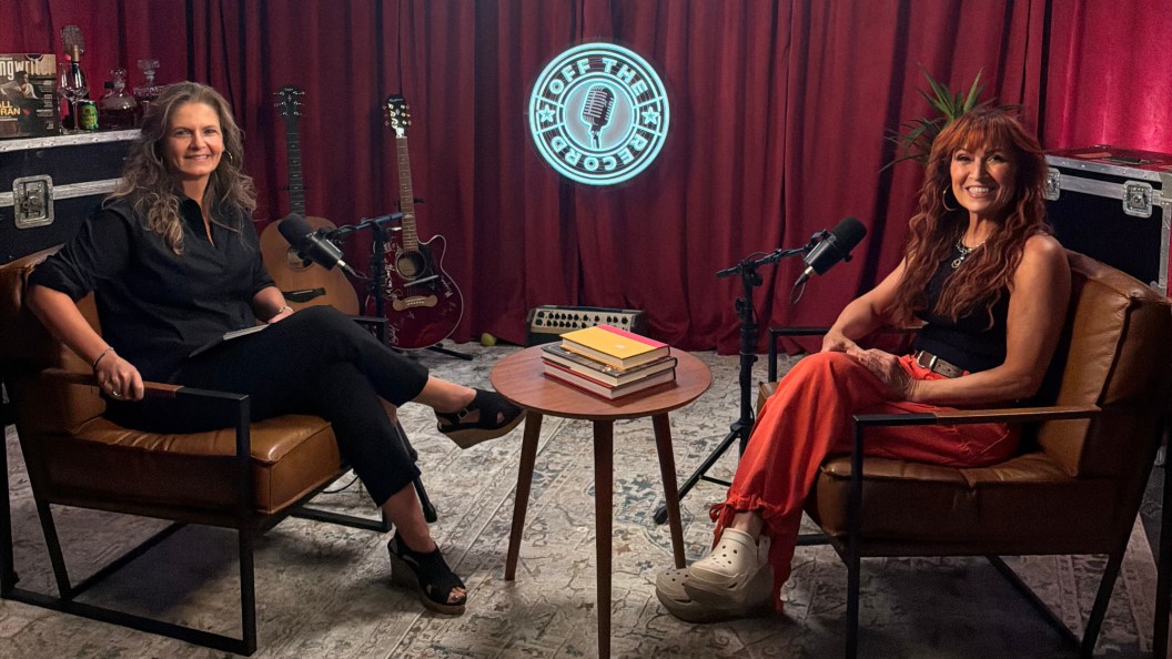 Jo Dee Messina Reflects on 30 Years of “Head Carolina, Tails California”